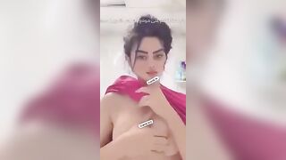 ام اللول تكشف عن جمالها - سكس عربي